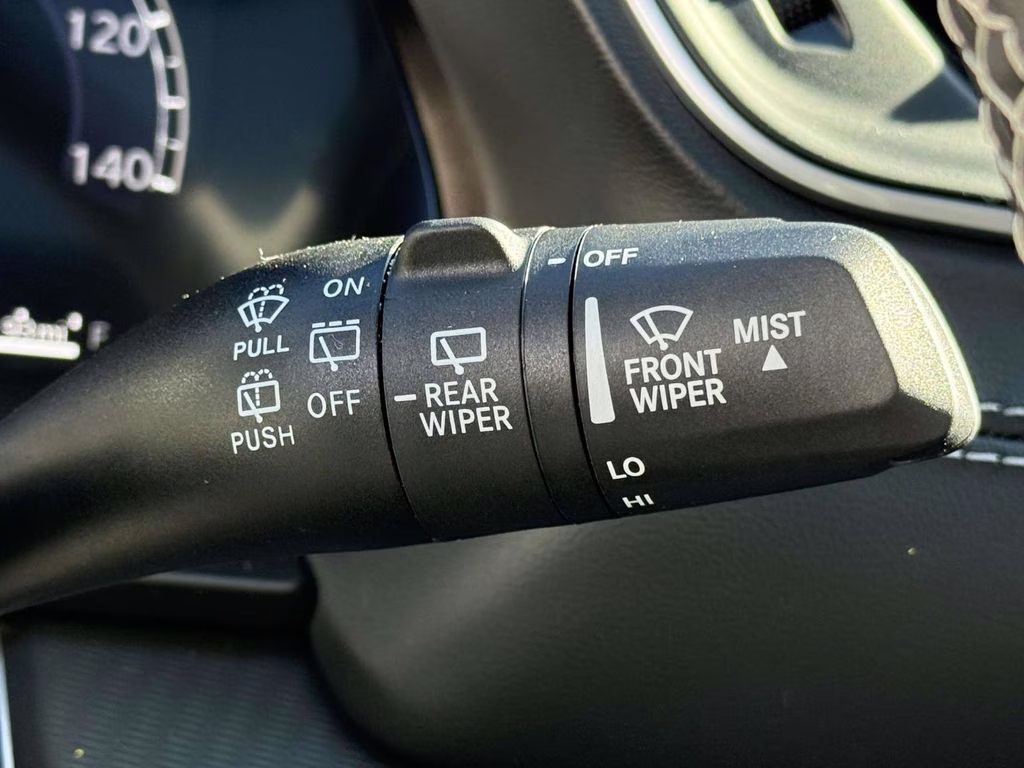 2025 Baltic Gray Metallic Clearcoat Jeep Grand Cherokee Altitude X 4X4 SUV