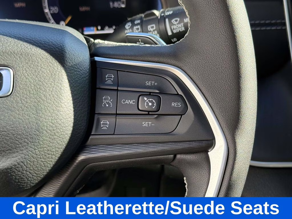 2025 Baltic Gray Metallic Clearcoat Jeep Grand Cherokee Altitude X 4X4 SUV