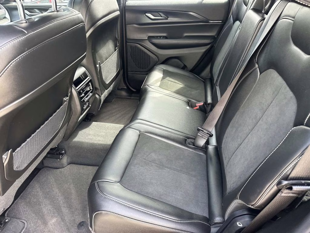 2025 Baltic Gray Metallic CC Jeep Grand Cherokee Altitude X 4X4 SUV