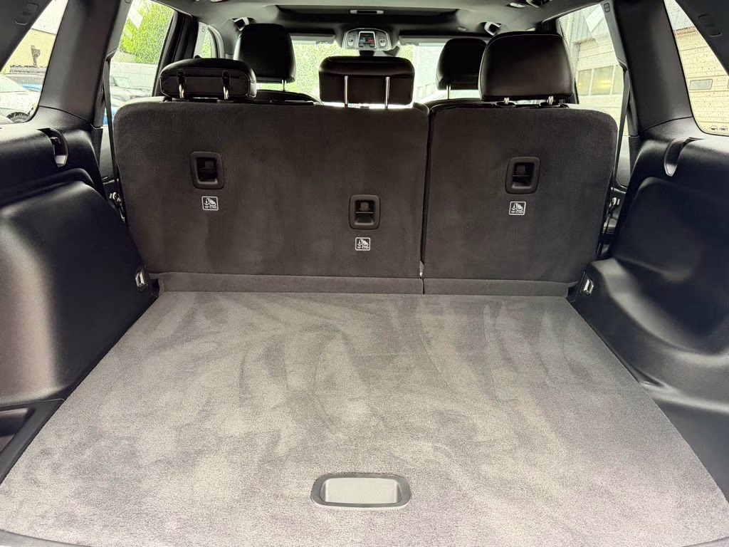 2025 Bright White Clearcoat Jeep Grand Cherokee Altitude X 4X4 SUV