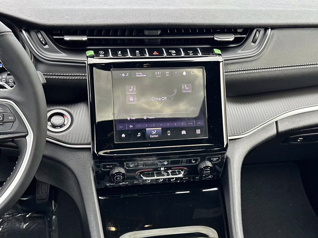 2025 Bright White Clearcoat Jeep Grand Cherokee Altitude X 4X4 SUV