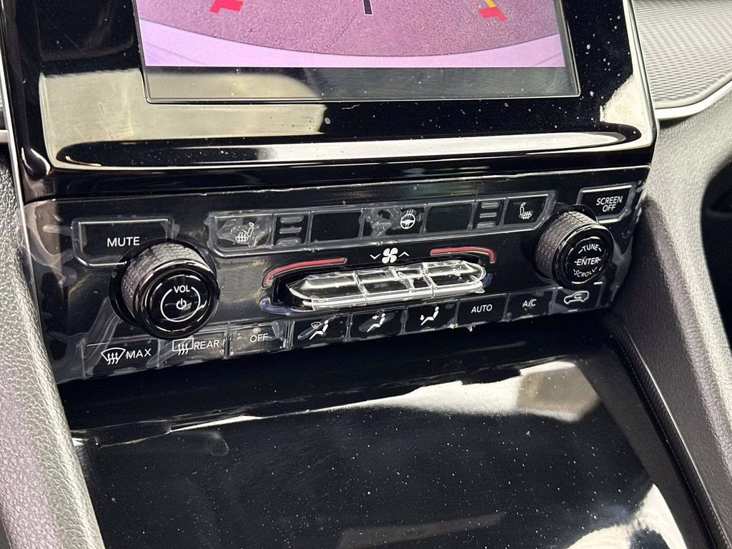 2025 Bright White Clearcoat Jeep Grand Cherokee Altitude X 4X4 SUV