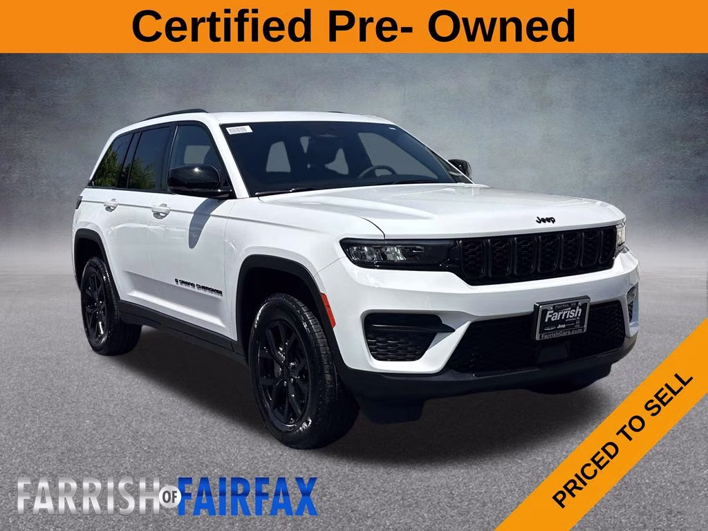 2025 Bright White Clearcoat Jeep Grand Cherokee Altitude X 4X4 SUV