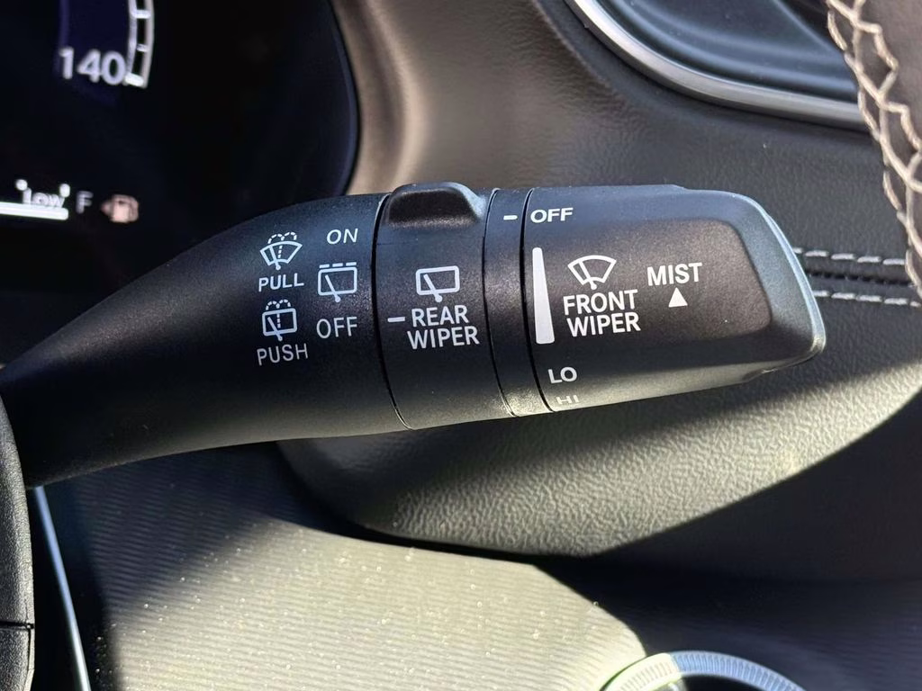 2025 Baltic Gray Metallic Clearcoat Jeep Grand Cherokee Altitude X 4X4 SUV