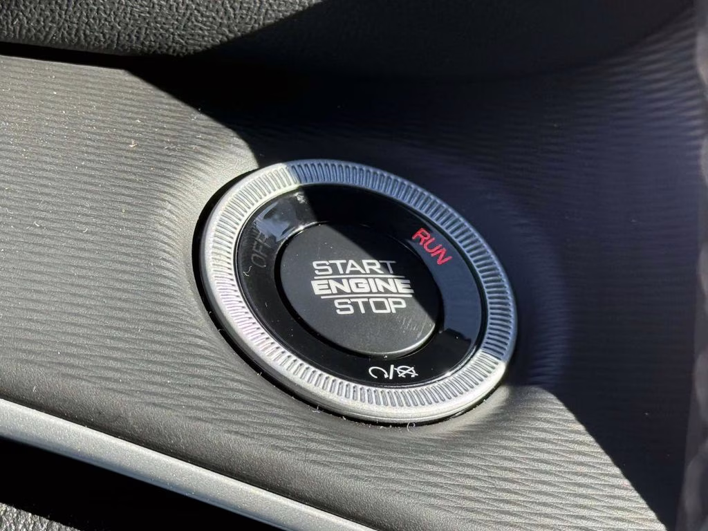 2025 Baltic Gray Metallic Clearcoat Jeep Grand Cherokee Altitude X 4X4 SUV