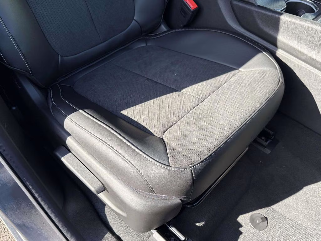 2025 Baltic Gray Metallic Clearcoat Jeep Grand Cherokee Altitude X 4X4 SUV