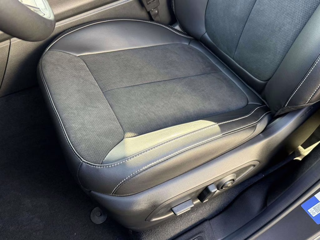 2025 Baltic Gray Metallic Clearcoat Jeep Grand Cherokee Altitude X 4X4 SUV