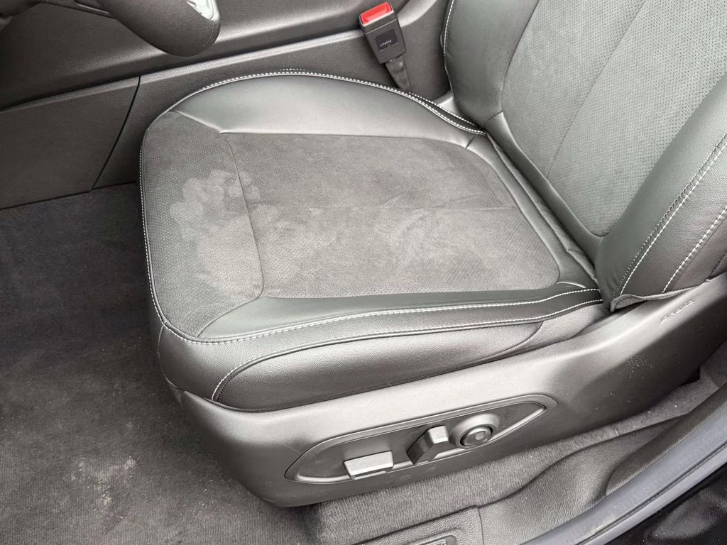 2025 Diamond Black Crystal Pearlcoat Jeep Grand Cherokee Altitude X 4X4 SUV