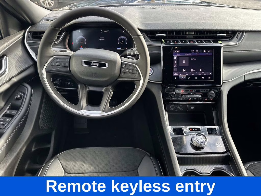 2025 Diamond Black Crystal Pearlcoat Jeep Grand Cherokee Altitude X 4X4 SUV