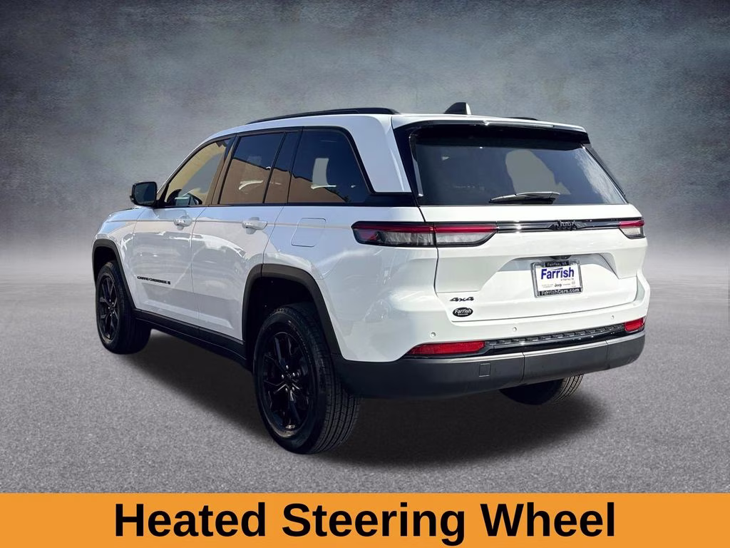 2025 Bright White Clearcoat Jeep Grand Cherokee Altitude X 4X4 SUV