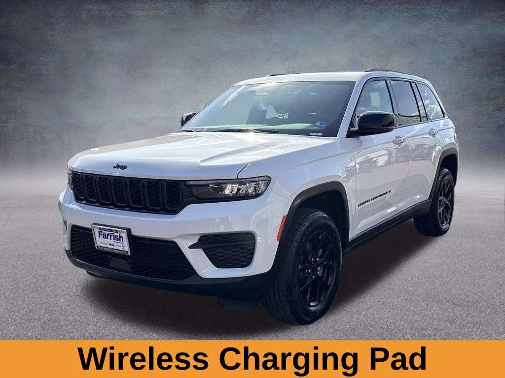 2025 Bright White Clearcoat Jeep Grand Cherokee Altitude X 4X4 SUV