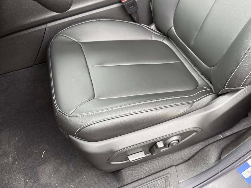 2025 Baltic Gray Metallic Clearcoat Jeep Grand Cherokee Limited 4X4 SUV