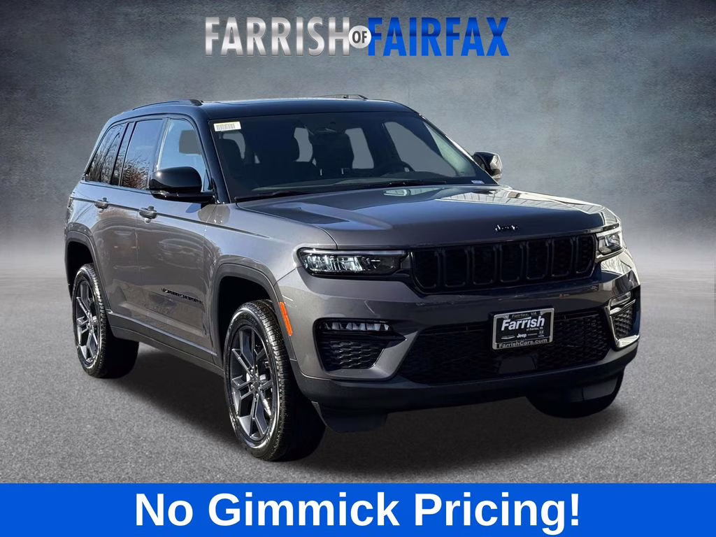 2025 Baltic Gray Metallic Clearcoat Jeep Grand Cherokee Limited 4X4 SUV