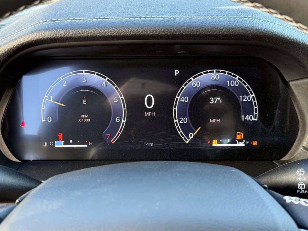 2025 Baltic Gray Metallic Clearcoat Jeep Grand Cherokee Limited 4X4 SUV