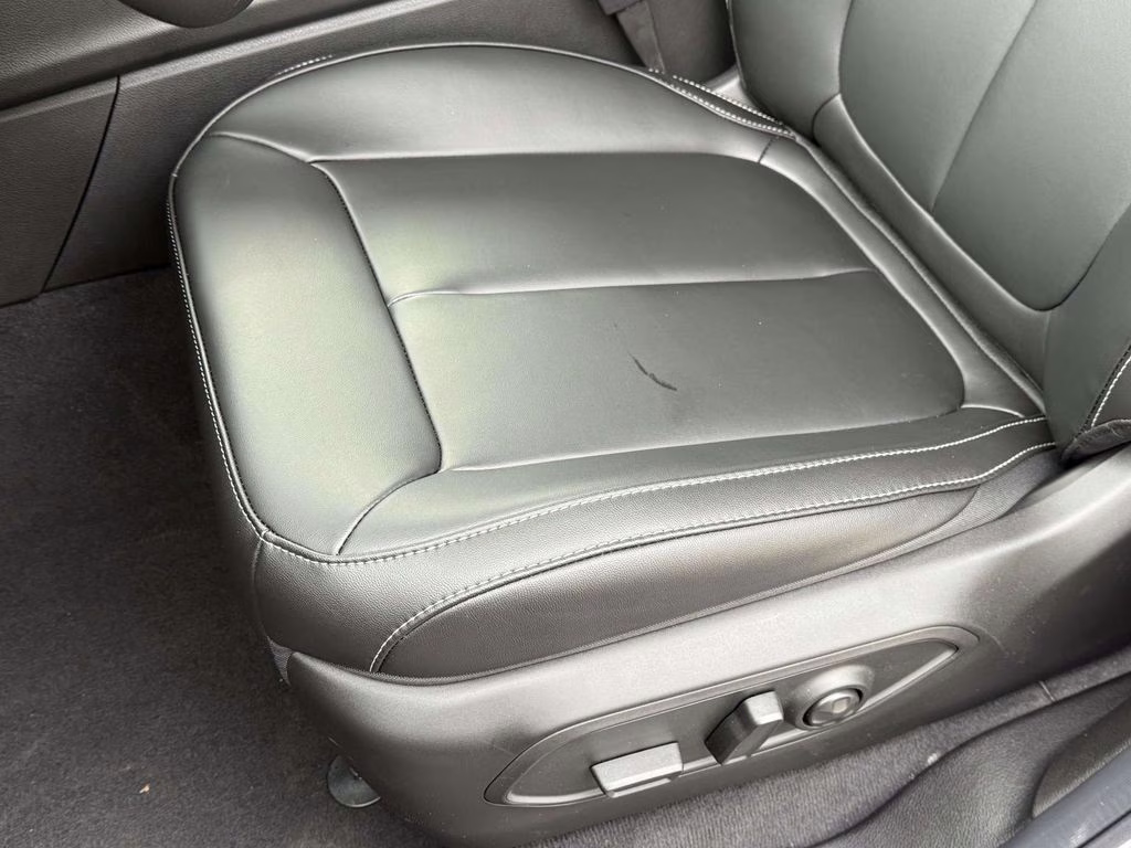 2025 Silver Zynith Jeep Grand Cherokee Limited 4X4 SUV