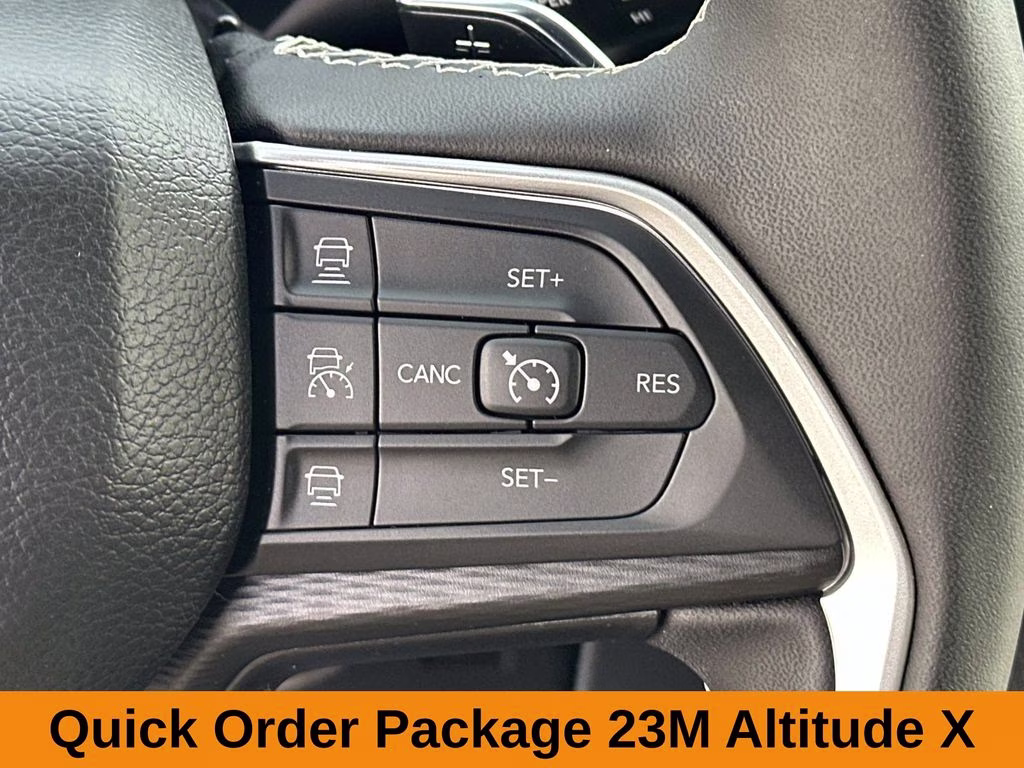 2025 Bright White Clearcoat Jeep Grand Cherokee L Altitude X 4X4 SUV