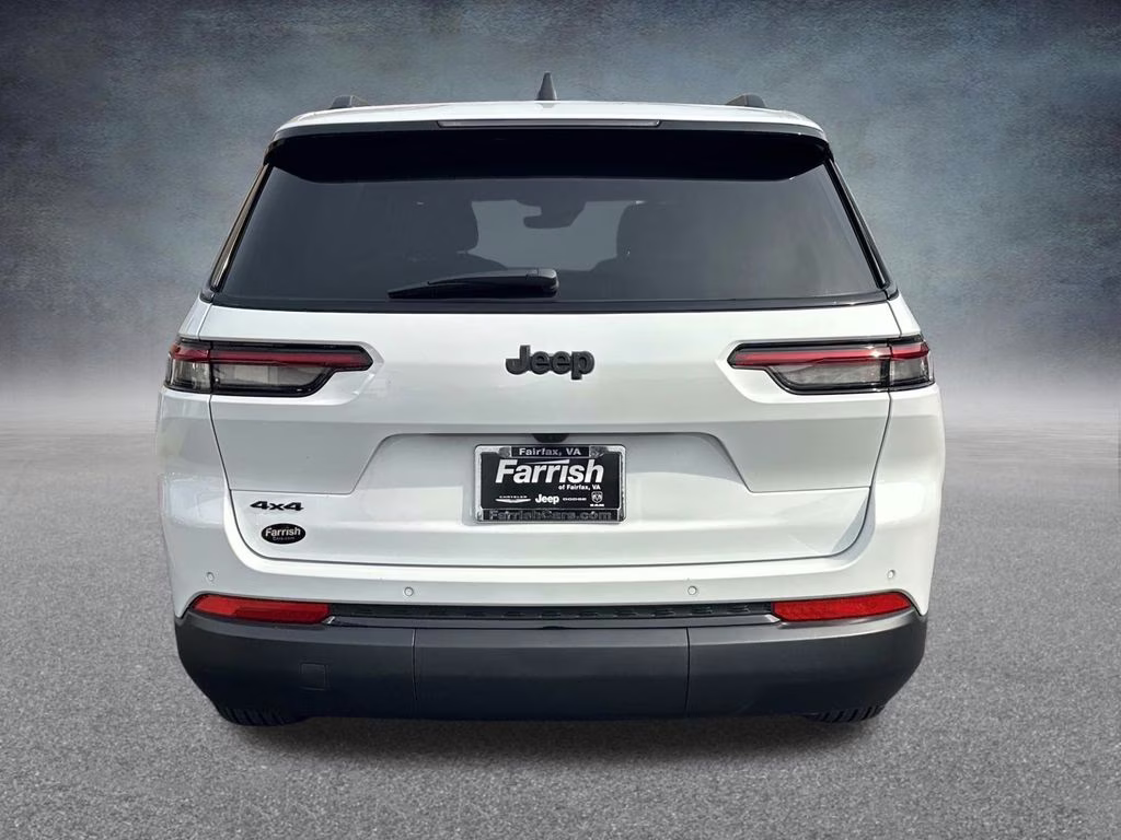 2025 Bright White Clearcoat Jeep Grand Cherokee L Altitude X 4X4 SUV