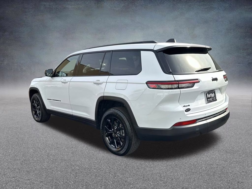 2025 Bright White Clearcoat Jeep Grand Cherokee L Altitude X 4X4 SUV