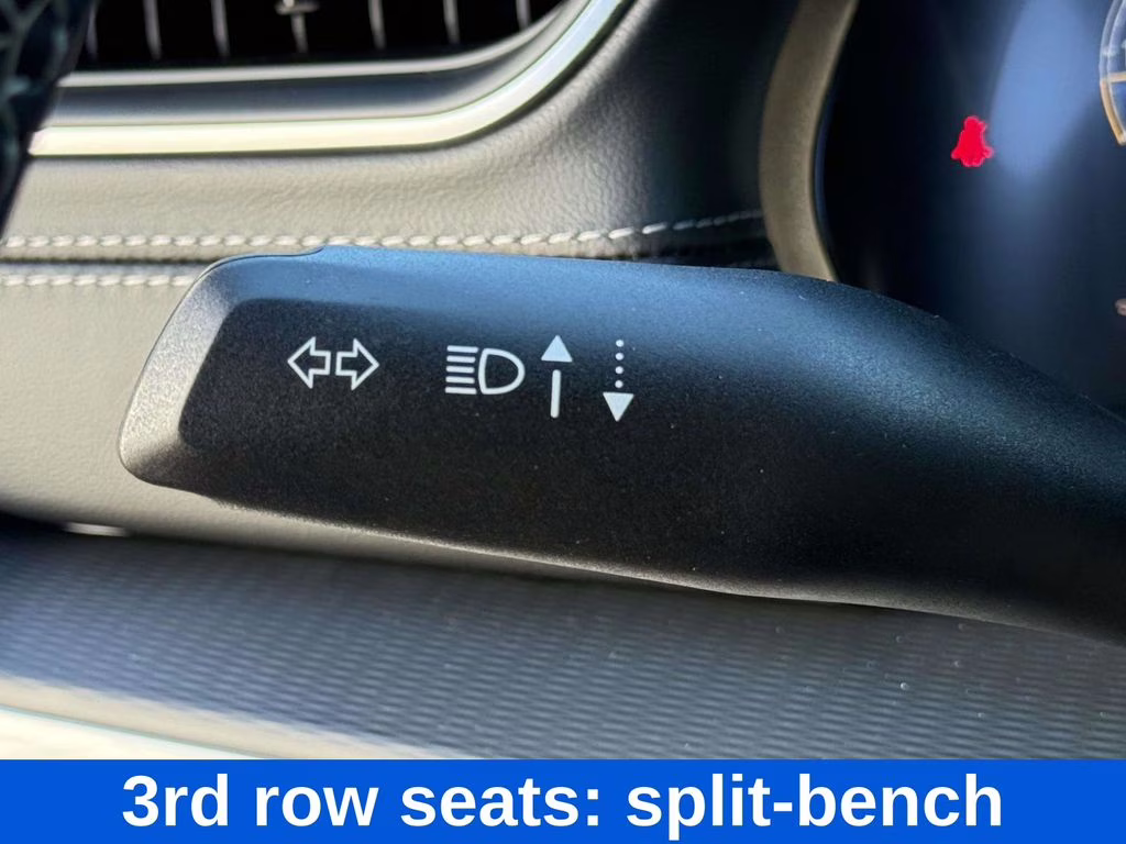 2025 Diamond Black Crystal Pearlcoat Jeep Grand Cherokee L Altitude X 4X4 SUV