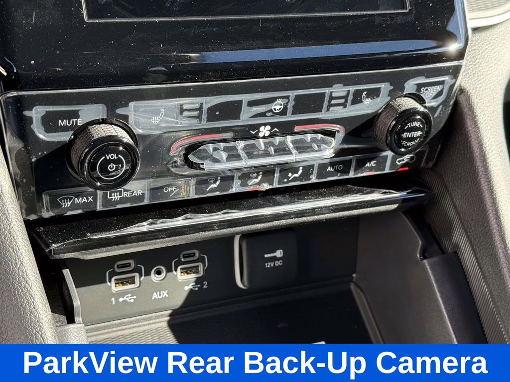 2025 Diamond Black Crystal Pearlcoat Jeep Grand Cherokee L Altitude X 4X4 SUV