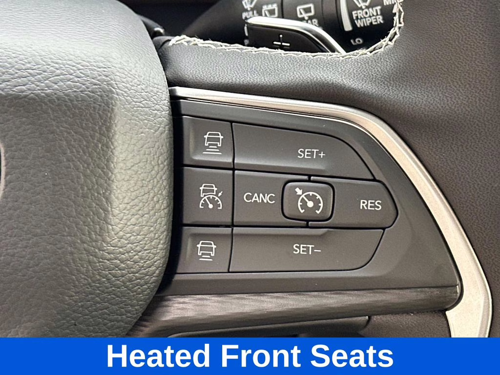 2025 Diamond Black Crystal Pearlcoat Jeep Grand Cherokee L Altitude X 4X4 SUV