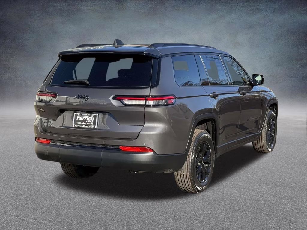 2025 Baltic Gray Metallic Clearcoat Jeep Grand Cherokee L Altitude X 4X4 SUV