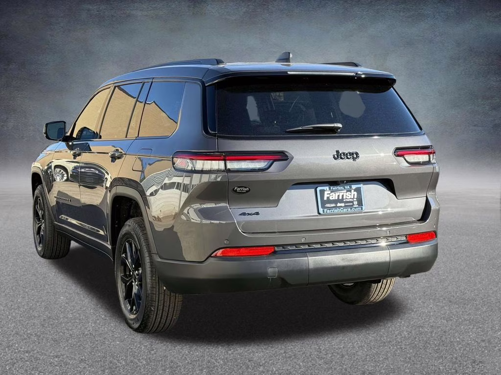 2025 Baltic Gray Metallic Clearcoat Jeep Grand Cherokee L Altitude X 4X4 SUV