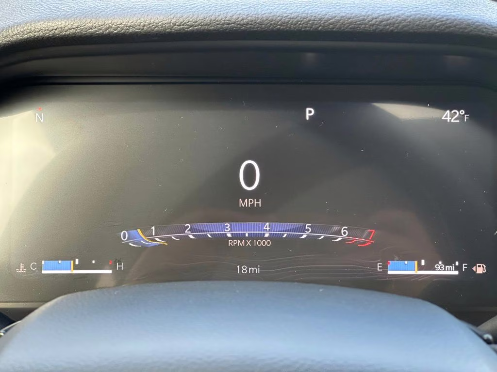 2025 Bright White Clearcoat Jeep Grand Cherokee L Altitude X 4X4 SUV