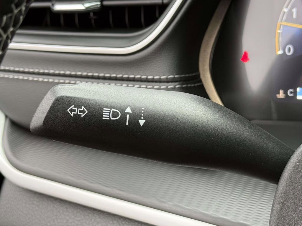 2025 Baltic Gray Metallic Clearcoat Jeep Grand Cherokee L Altitude X 4X4 SUV