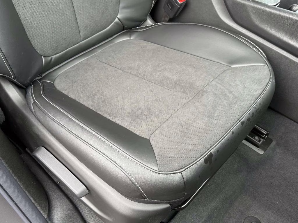 2025 Baltic Gray Metallic Clearcoat Jeep Grand Cherokee L Altitude X 4X4 SUV