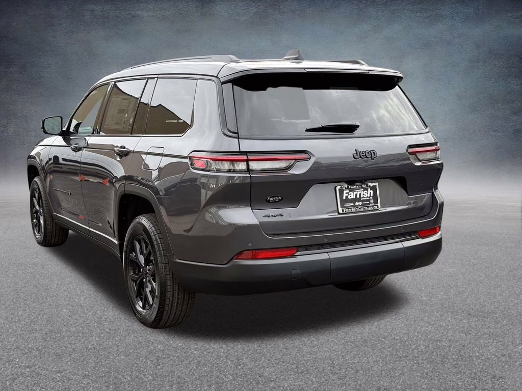 2025 Baltic Gray Metallic Clearcoat Jeep Grand Cherokee L Altitude X 4X4 SUV