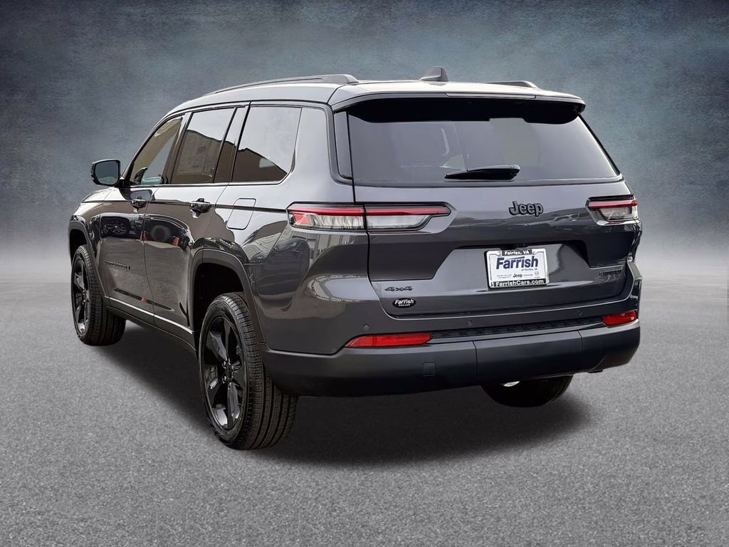 2025 Baltic Gray Metallic Clearcoat Jeep Grand Cherokee L Limited 4X4 SUV