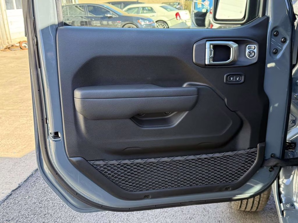 2026 Anvil Clearcoat Jeep Gladiator Sport S 4X4 Truck