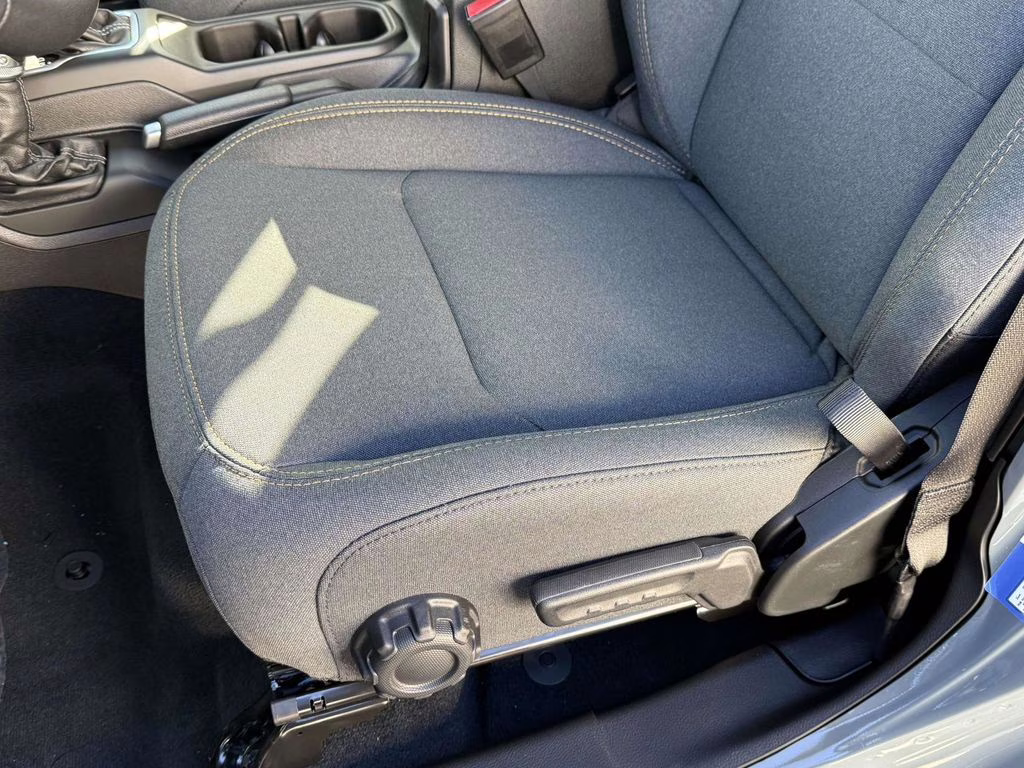 2026 Anvil Clearcoat Jeep Gladiator Sport S 4X4 Truck