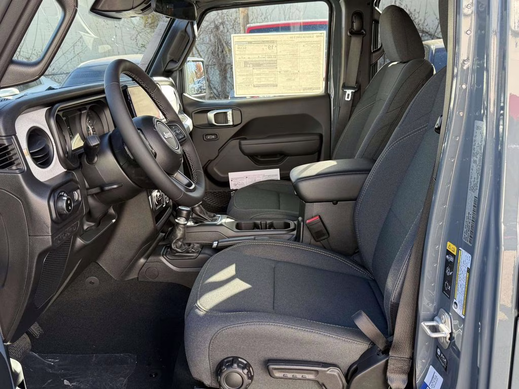 2026 Anvil Clearcoat Jeep Gladiator Sport S 4X4 Truck