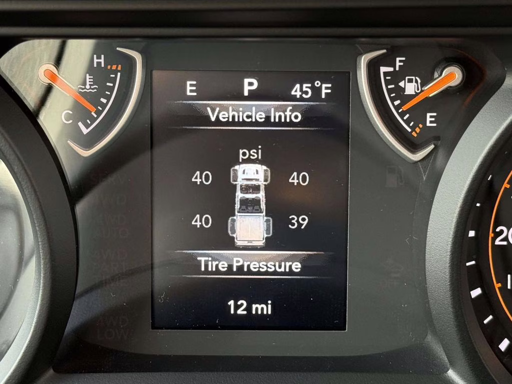 2026 Anvil Clearcoat Jeep Gladiator Sport 4X4 Truck