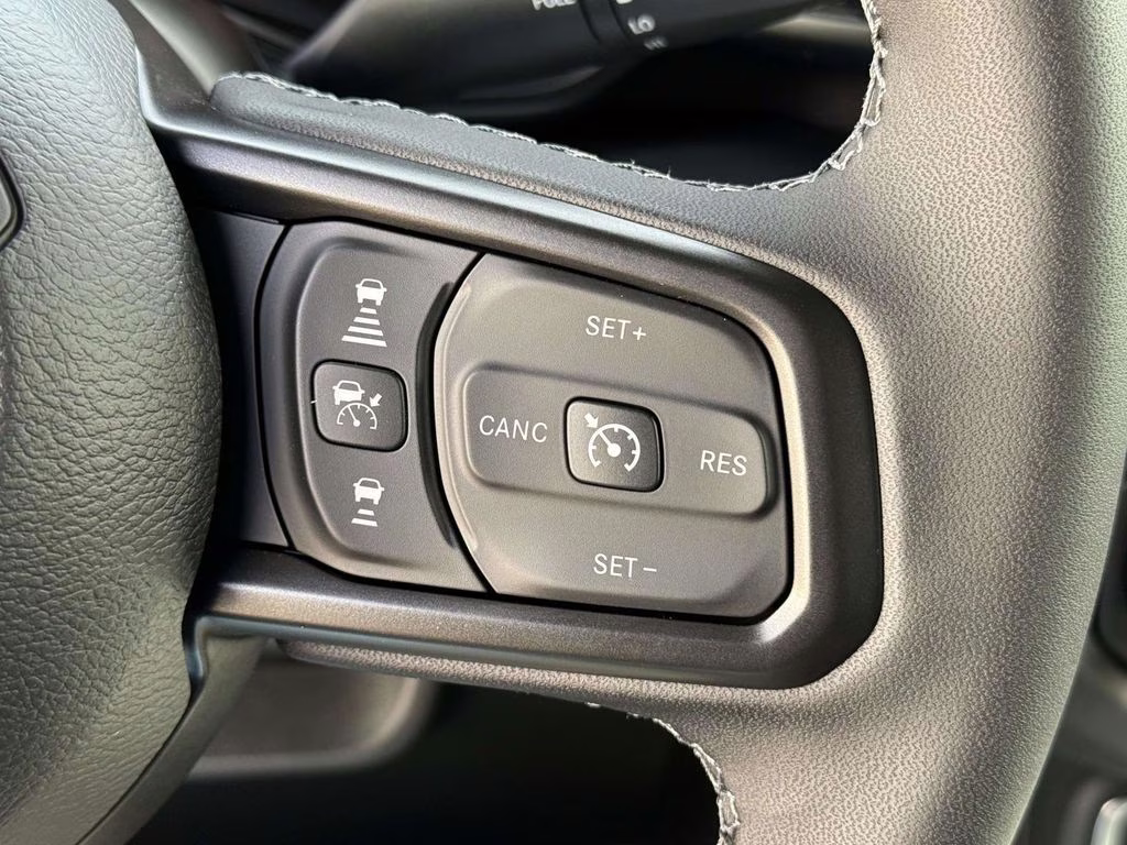 2026 reign Jeep Gladiator Mojave 4X4 Truck