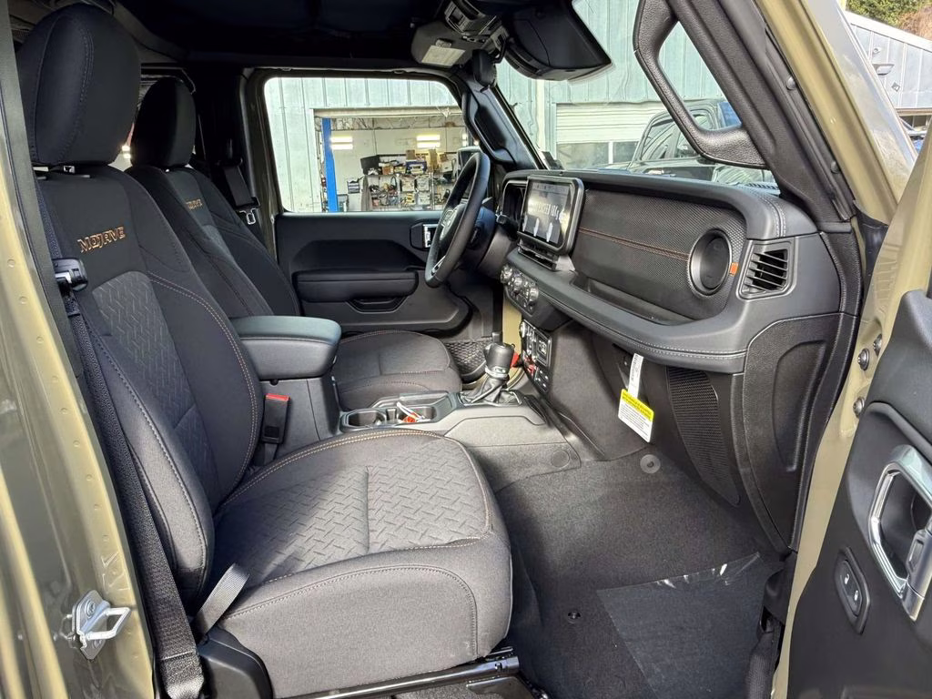 2026 Pj5 Jeep Gladiator Mojave 4X4 Truck