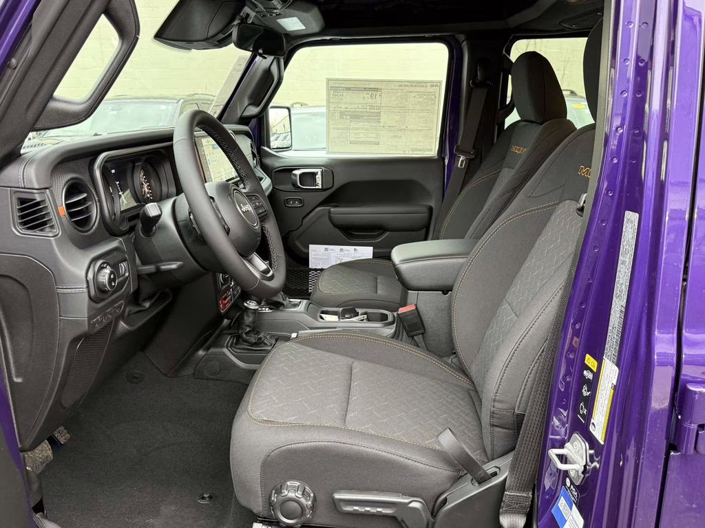 2026 reign Jeep Gladiator Mojave 4X4 Truck