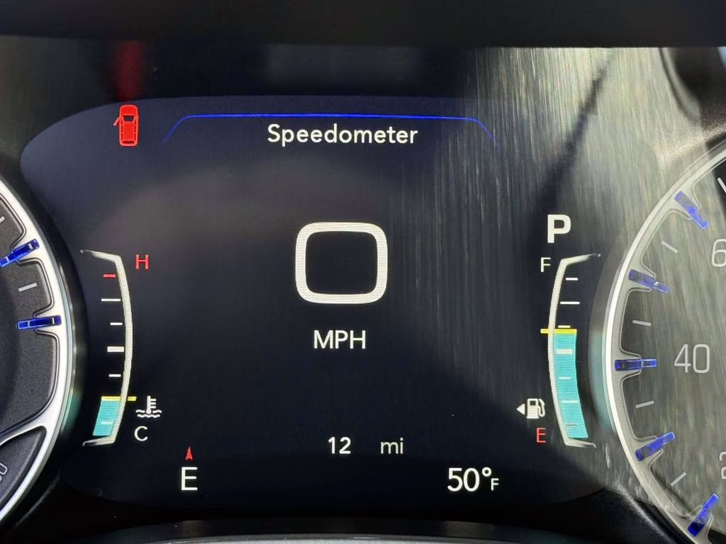 2026 Bright White Clearcoat Chrysler Pacifica Select FWD Van