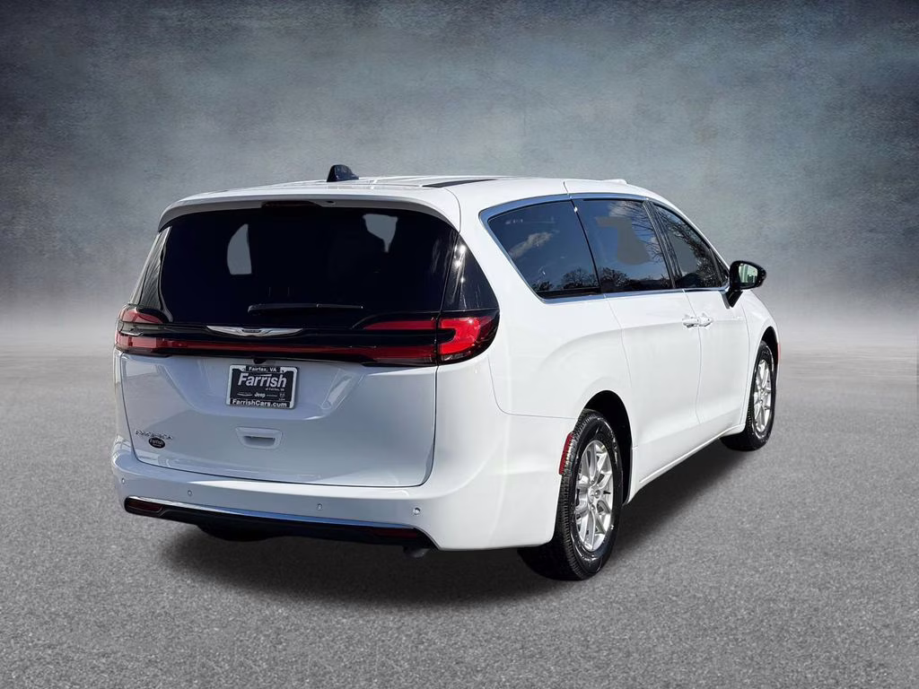 2026 Bright White Clearcoat Chrysler Pacifica Select FWD Van