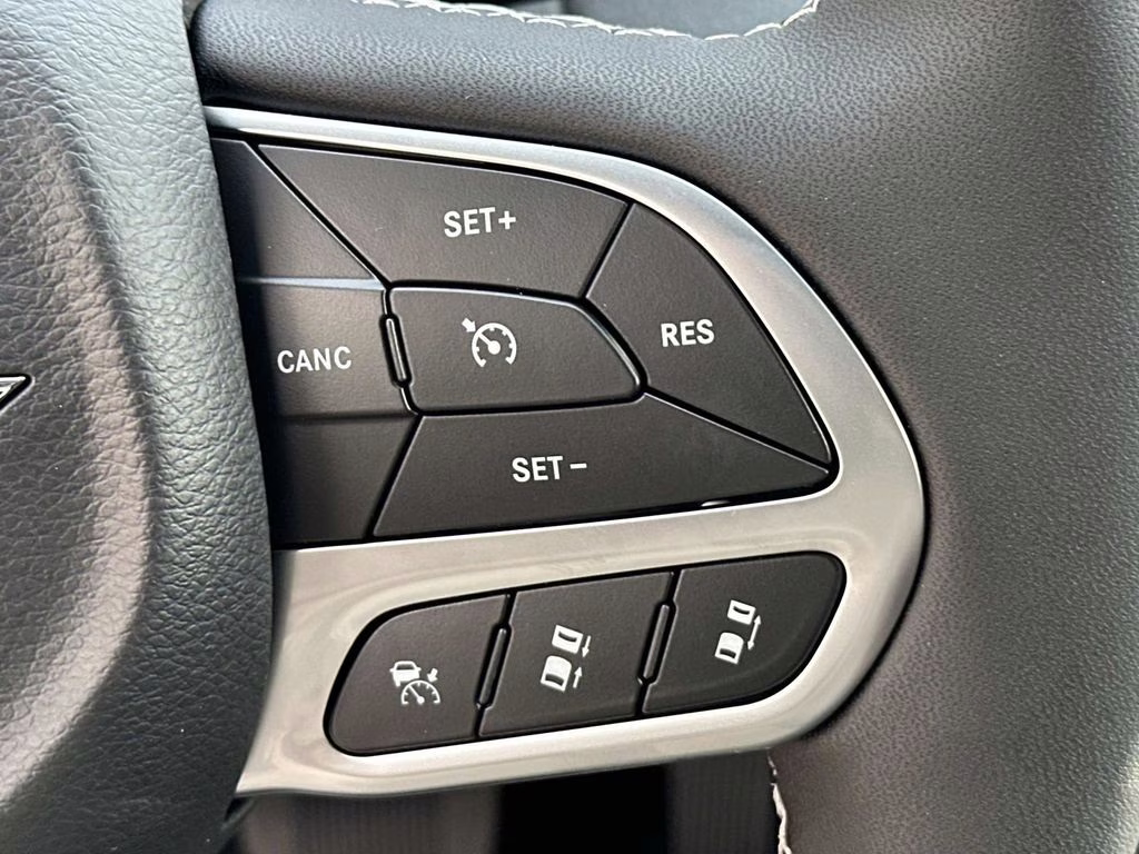 2026 Red Hot Pearlcoat Chrysler Pacifica Select AWD Van