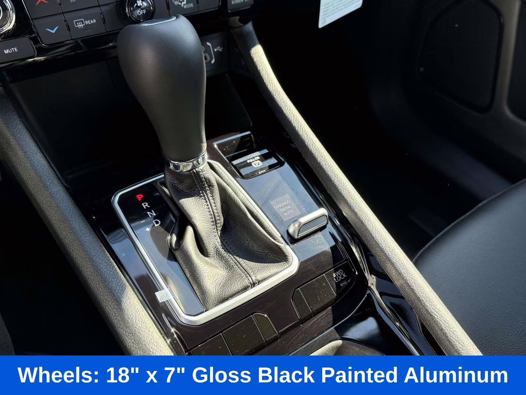 2026 Bright White Clearcoat Jeep Compass Latitude 4X4 SUV