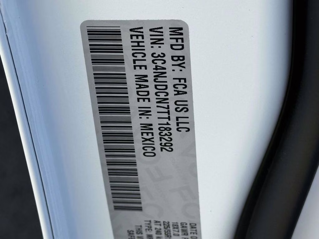 2026 Bright White Clearcoat Jeep Compass Limited 4X4 SUV