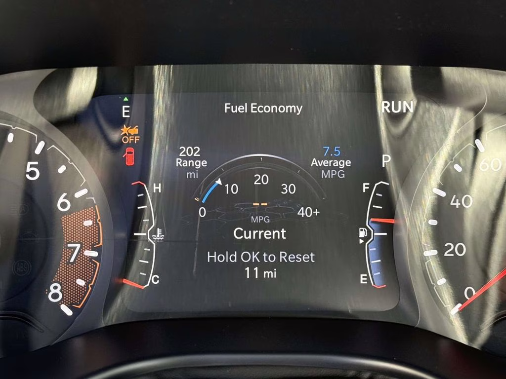 2026 Bright White Clearcoat Jeep Compass Limited 4X4 SUV