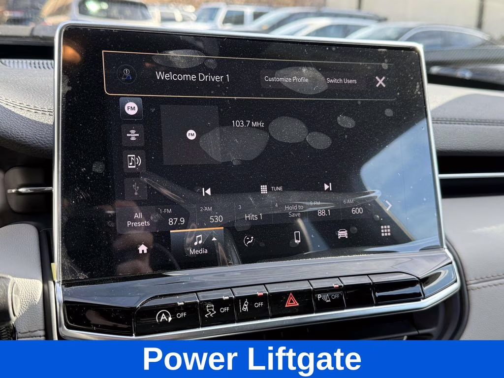 2026 Bright White Clearcoat Jeep Compass Limited 4X4 SUV