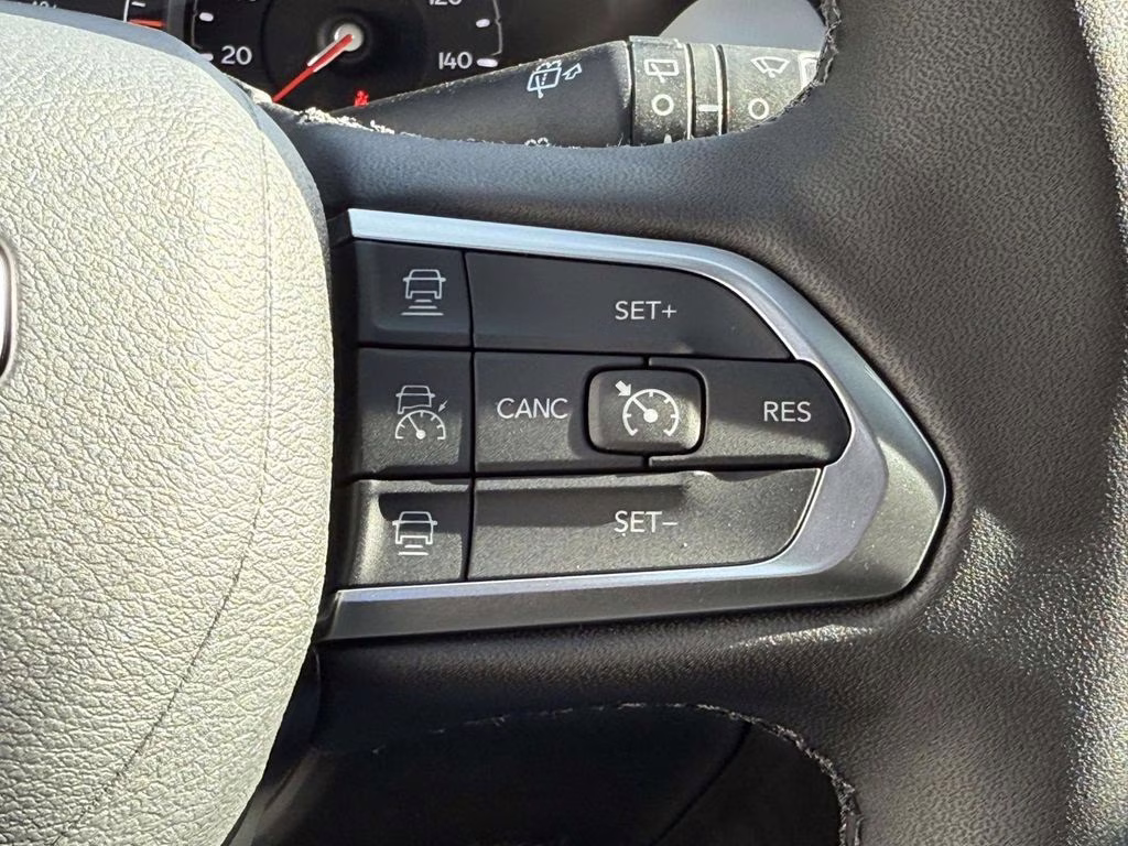 2026 Bright White Clearcoat Jeep Compass Limited 4X4 SUV