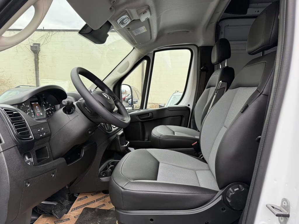 2026 Bright White Clearcoat Ram ProMaster 1500 Base FWD Van