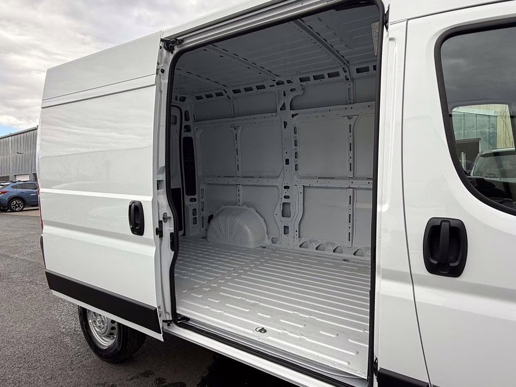2026 Bright White Clearcoat Ram ProMaster 1500 Base FWD Van