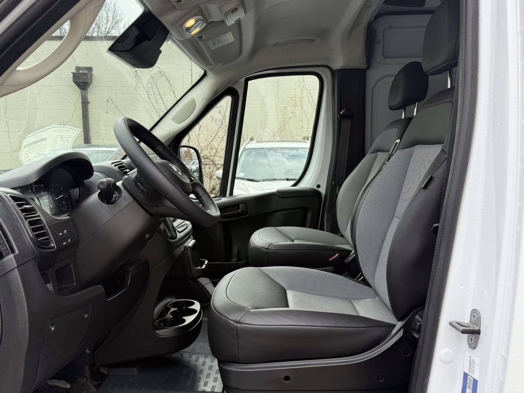 2026 Bright White Clearcoat Ram ProMaster 2500 High Roof FWD Van